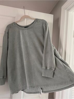 2X Sweatshirt